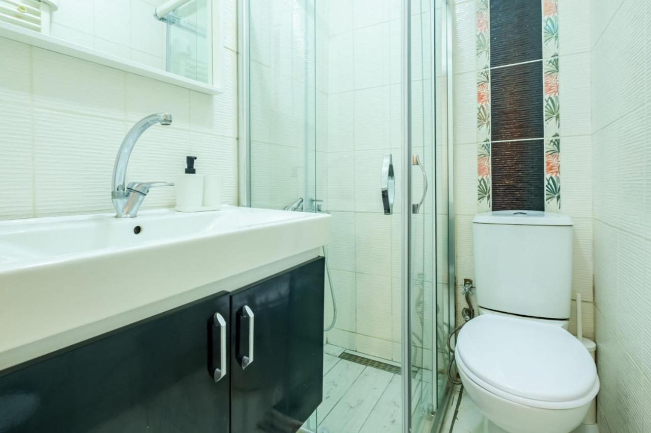Pleasant Flat Near Taksim Square In Beyoglu Apartment Istanbul Exterior photo